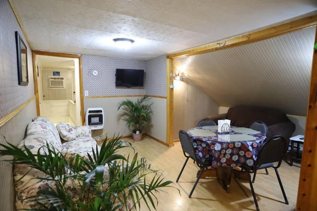 3-Bedroom Apt. Ideal Location Near New River Gorge Fayetteville Buitenkant foto